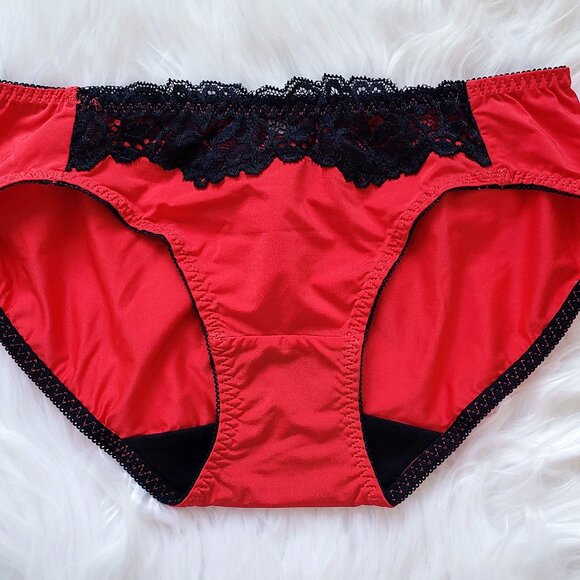 Sexy red and black lace bikini panty - Picture 1 of 2